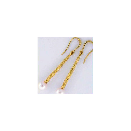 14K Gold earring with pearl